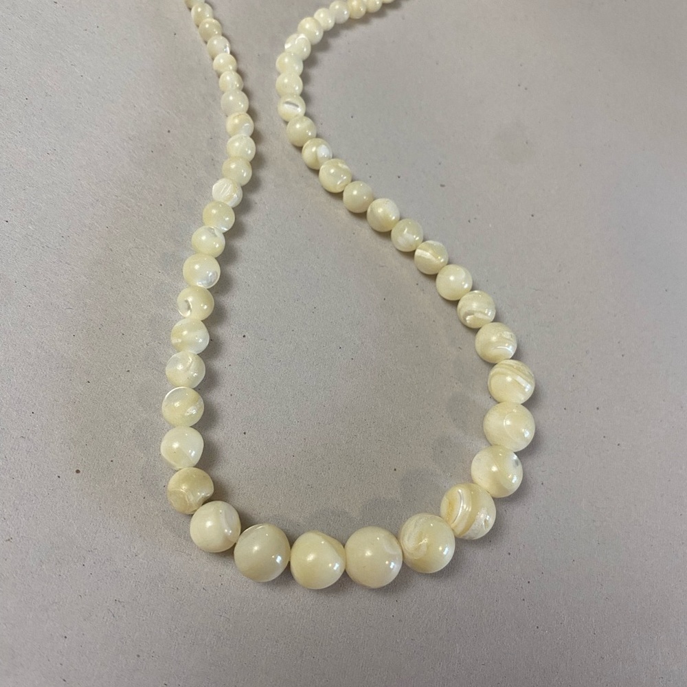 Cream Graduated Pearl Necklace